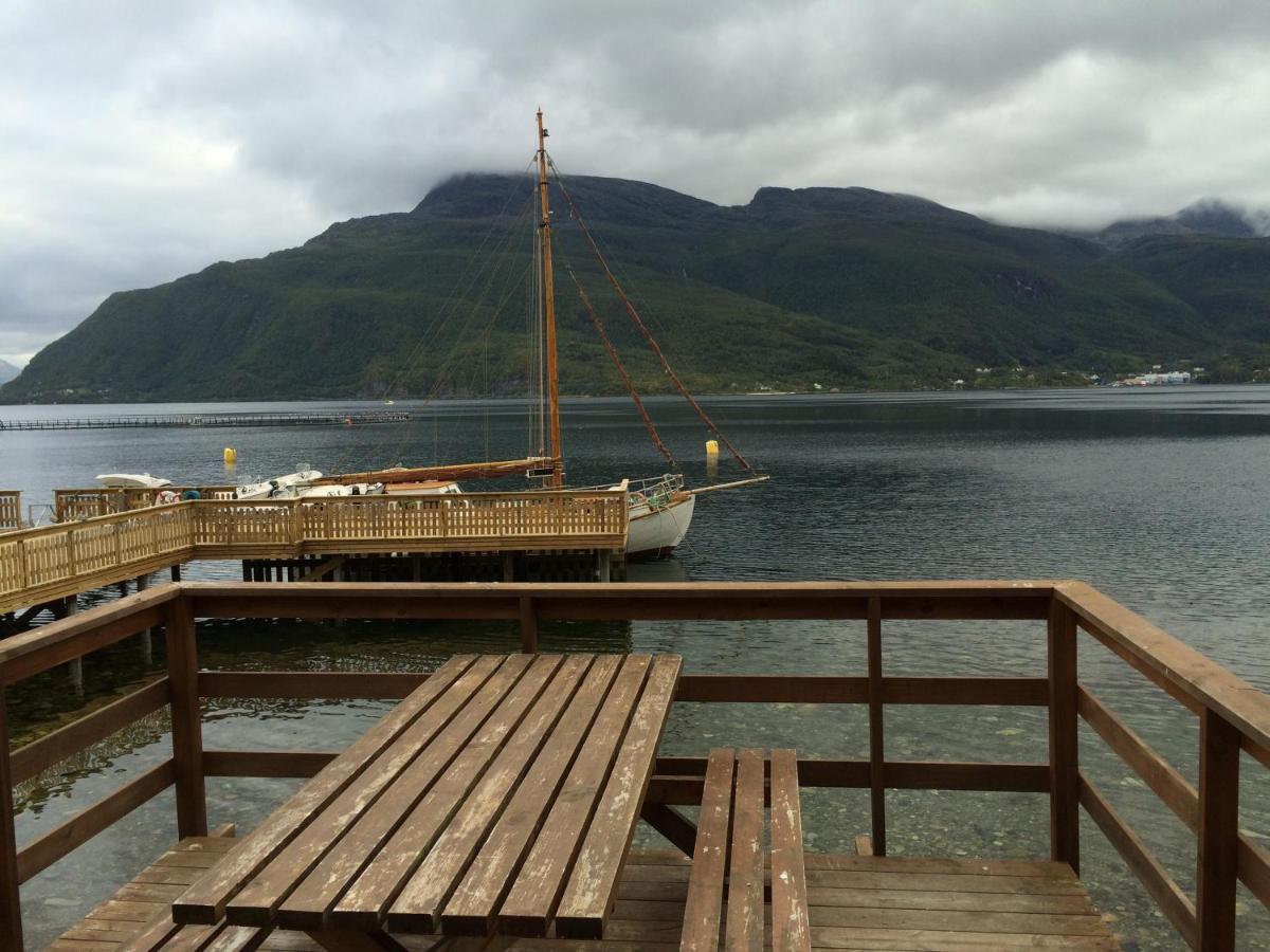 Elvegard Fjordcamp Hotel Grov Luaran gambar